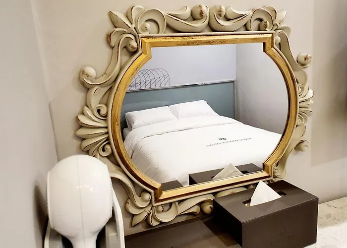 Bridge ホテル 3*